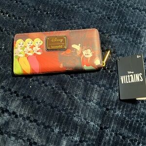 BNWT Disney beauty and the beast Loungefly wallet